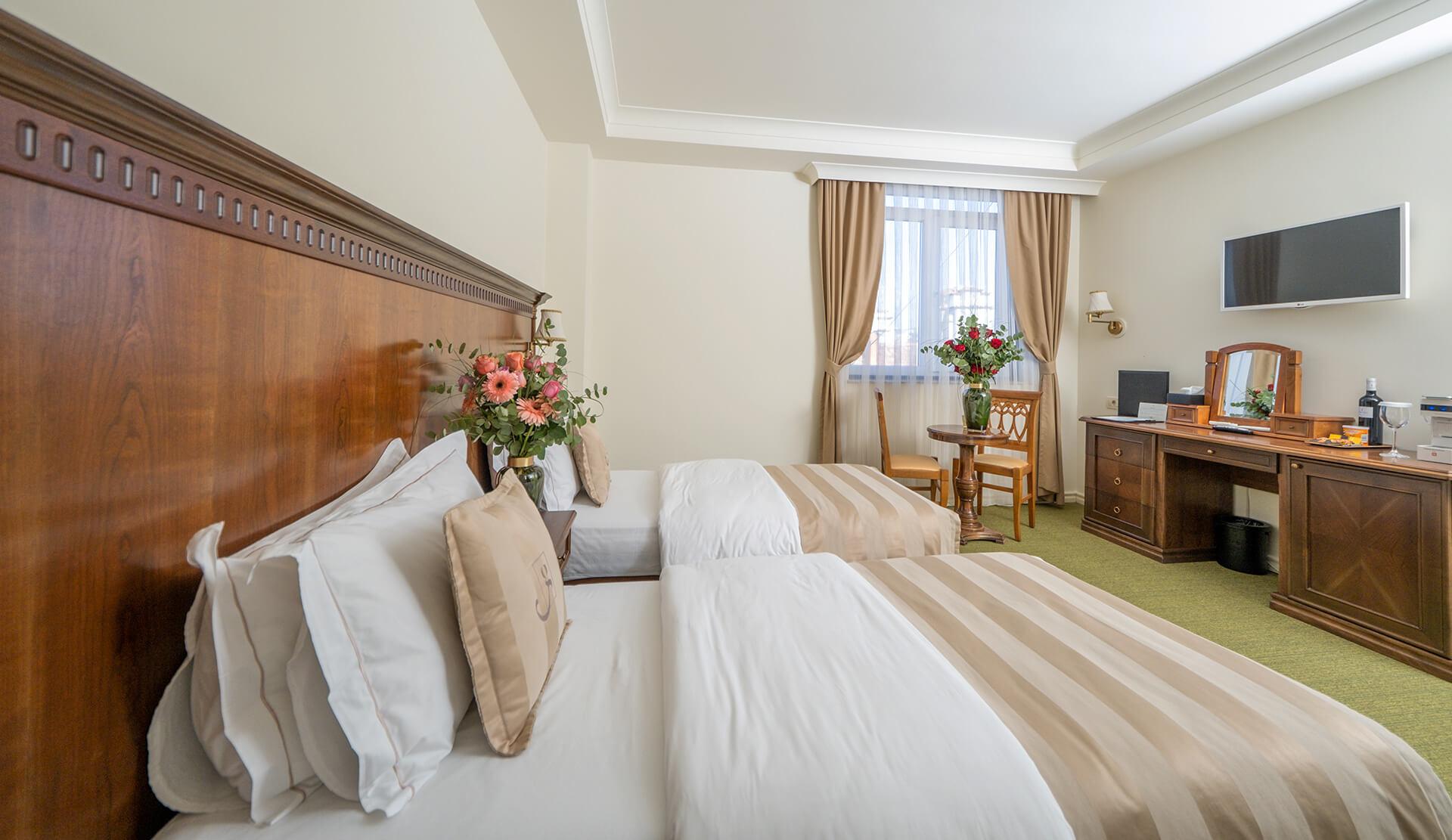 Hotel Garden Prisztina Zewnętrze zdjęcie
