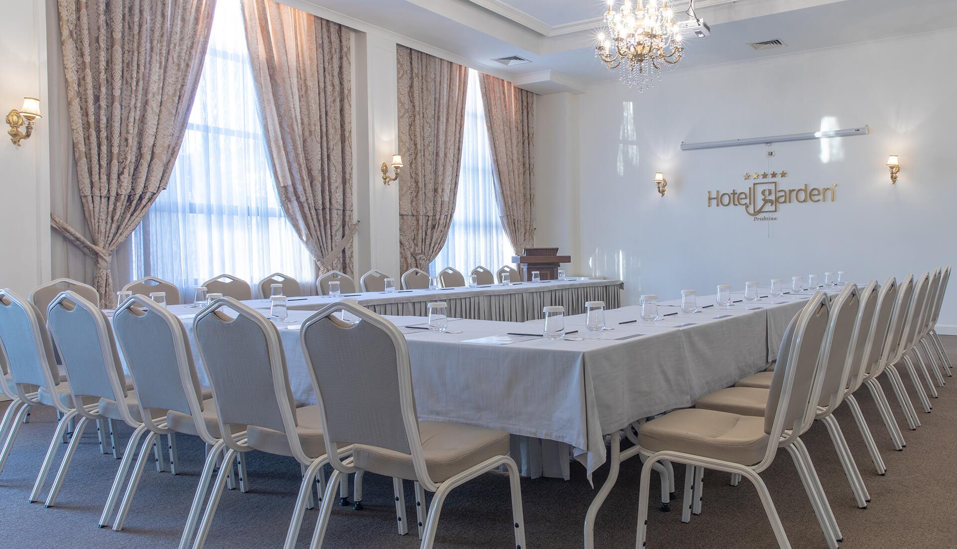 Hotel Garden Prisztina Zewnętrze zdjęcie