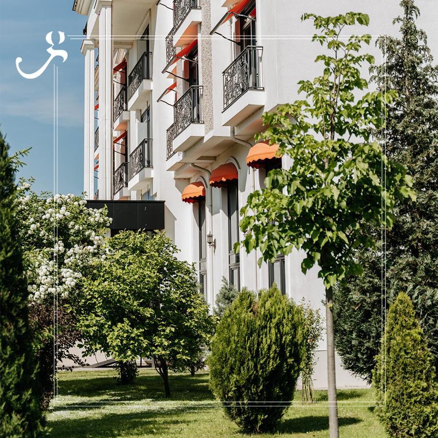Hotel Garden Prisztina Zewnętrze zdjęcie