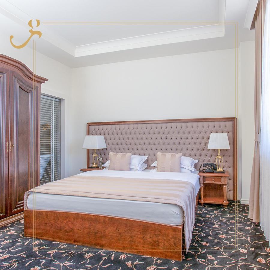 Hotel Garden Prisztina Zewnętrze zdjęcie