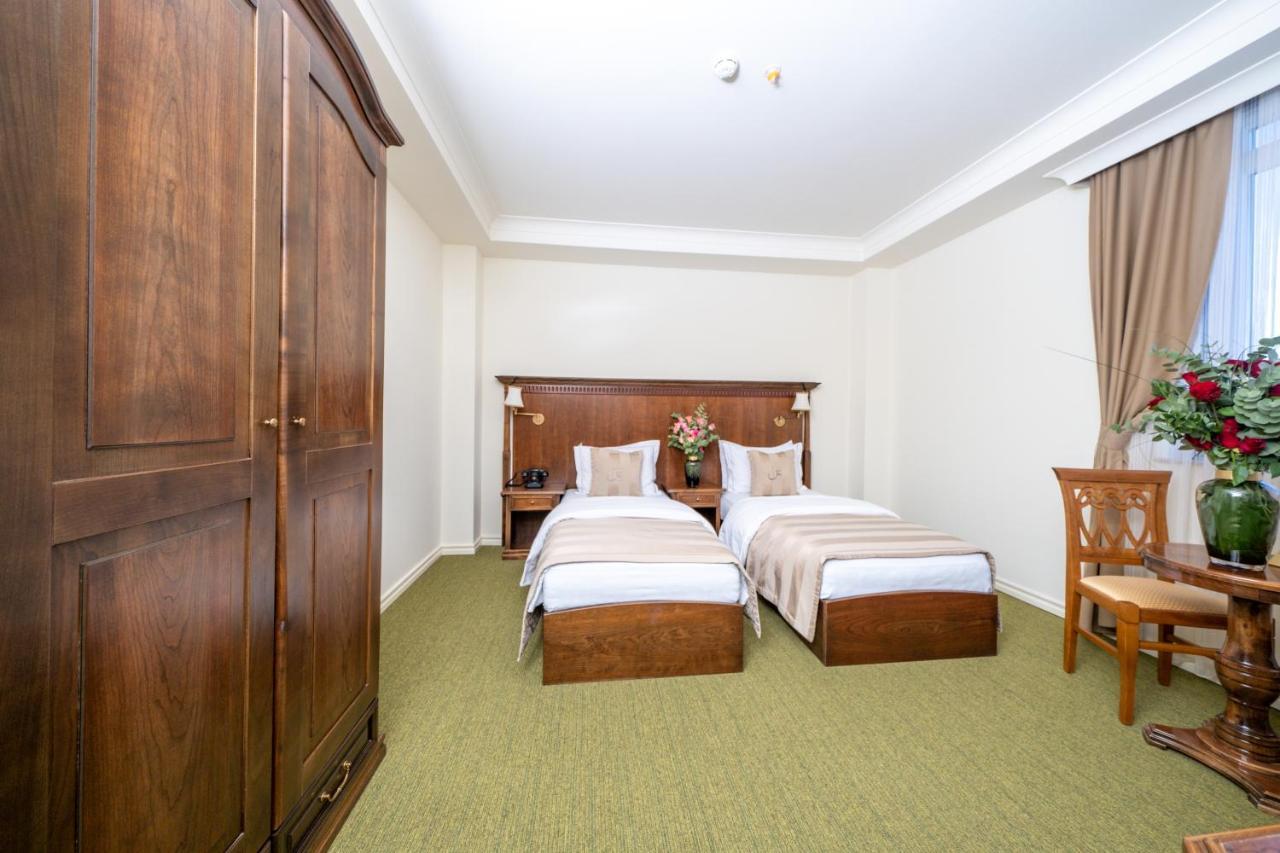 Hotel Garden Prisztina Zewnętrze zdjęcie